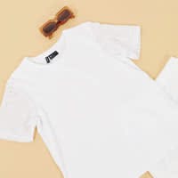 White tshirt for woman